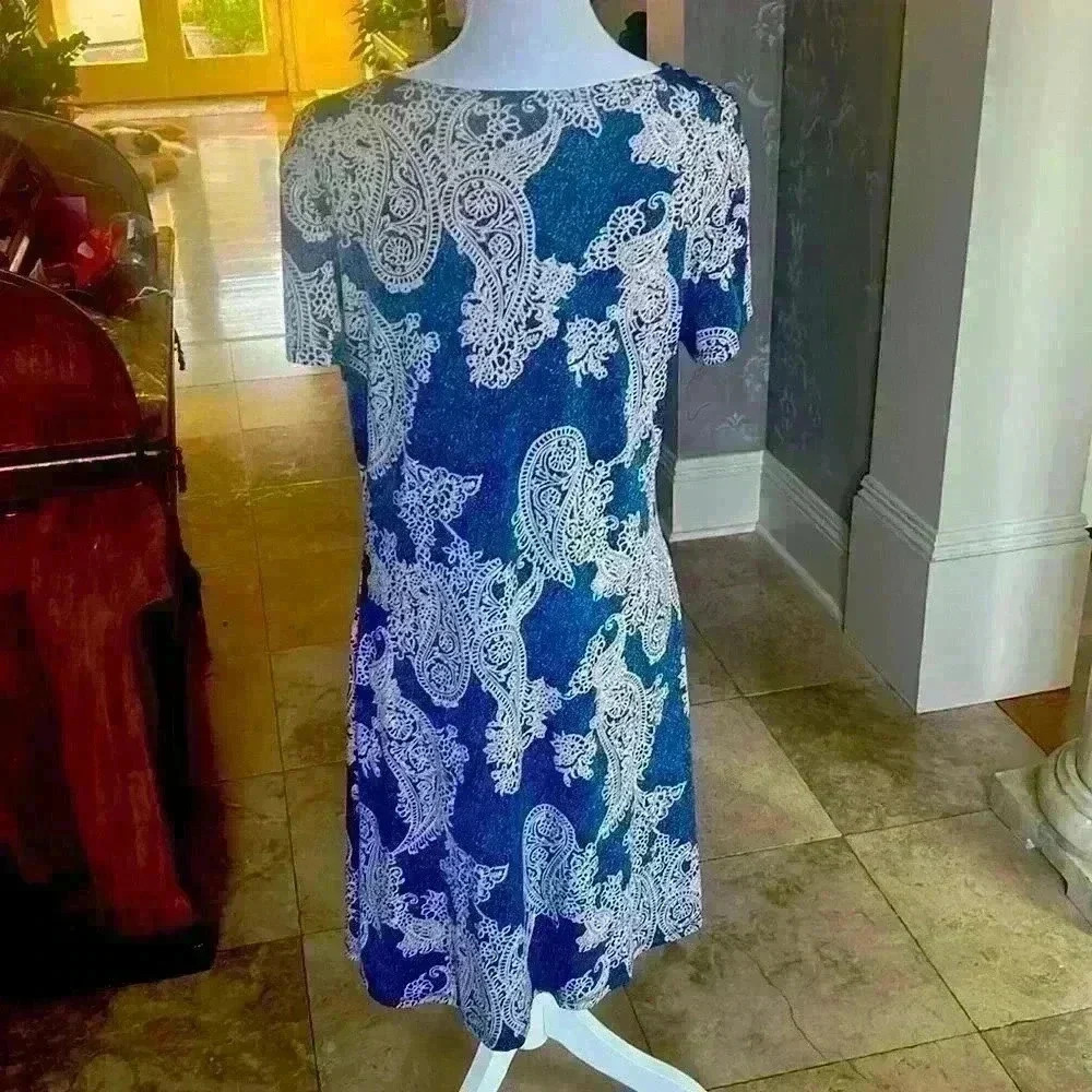 Vasna ladies Midi dress size M Blue Paisley Pullover Casual Stretch TRAVEL - Picture 15 of 15